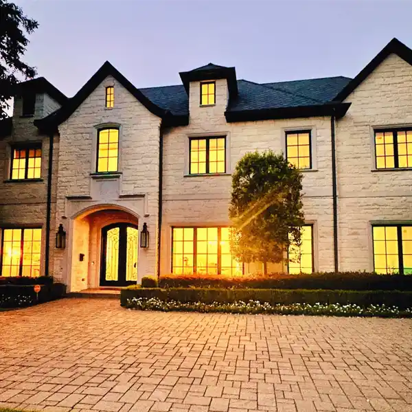 EXCEPTIONAL EXECUTIVE HOME