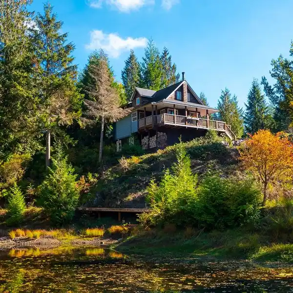 ONE-OF-A-KIND 5.8-ACRE BOWEN PROPERTY