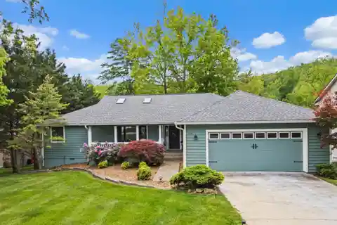 Newly Renovated Lakefront Home