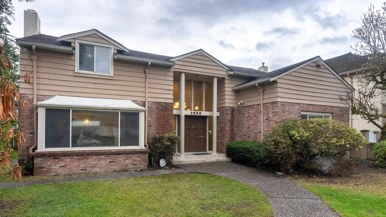 Prime Property in Prestigious South Granville