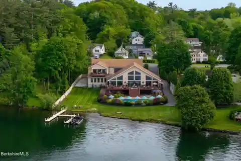 Extraordinary Opportunity on Pontoosuc Lake