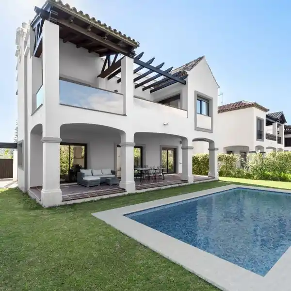 FANTASTIC HOME IN A GOLF RESORT