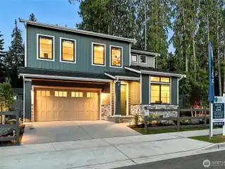 New Modern Farmhouse in Coyote Woods