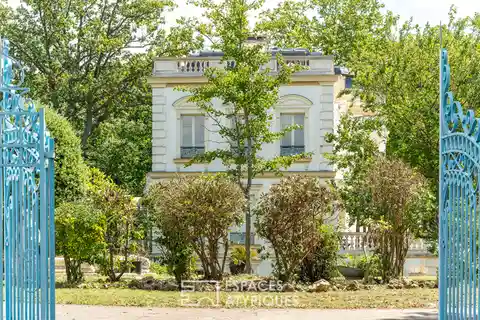 Early 19th Century Property in Exceptional Location