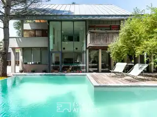 Timeless Architect’s Home with Private Garden