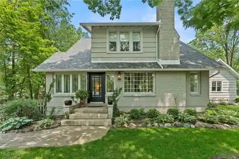 Storybook Charm in Historic Hudson