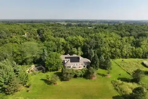 Your Private Executive Retreat on over 10 Acres
