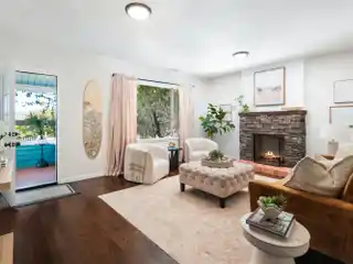 Rare Residence in Bungalow Haven