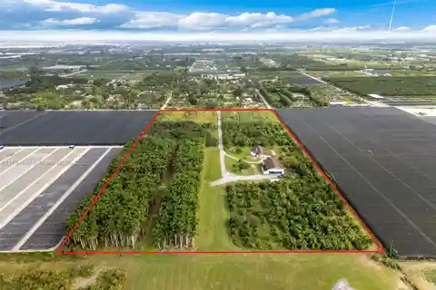 Nearly 20-acre Compound in Redland