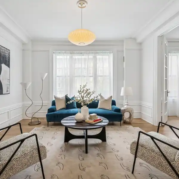 MAGNIFICENT EIGHT-ROOM HOME