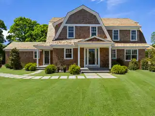 Spacious Hamptons Retreat with Stunning Amenities