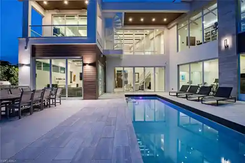 Unrivaled Modern Waterfront Masterpiece
