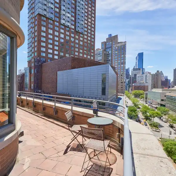 RARE SOUTHWEST CORNER GEM WITH CITY VIEWS