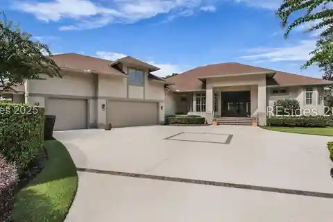 Lowcountry Oasis with Outdoor Kitchen