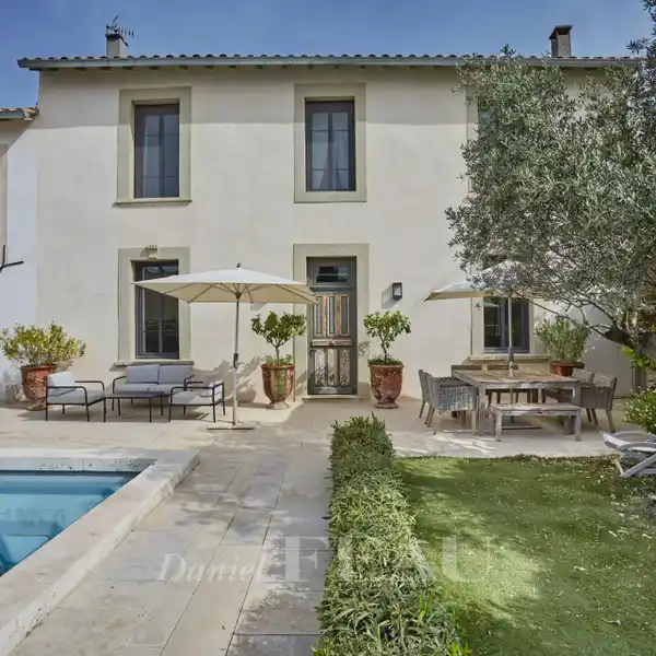 EXPANSIVE HOME WITH IN GROUND POOL