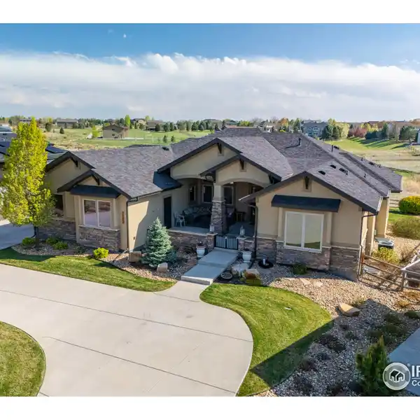 EXCEPTIONAL CUSTOM HOME IN HIGHPOINTE ESTATES
