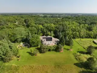 Luxury Living in Shephard Oaks