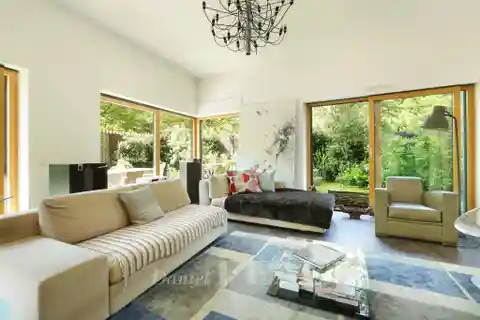 Unique Duplex Flat