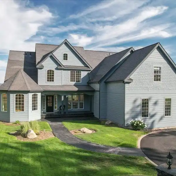 MODERN FARMHOUSE STYLE HOME ON AN ACRE-PLUS