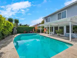 Beautiful Turnkey Home on a Quiet Cul-de-sac