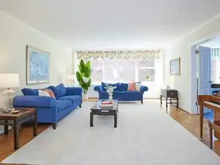 Versatile High-Floor Apartment with Breathtaking Views