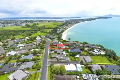 Fantastic Opportunity on Prestigious Bleakhouse Road