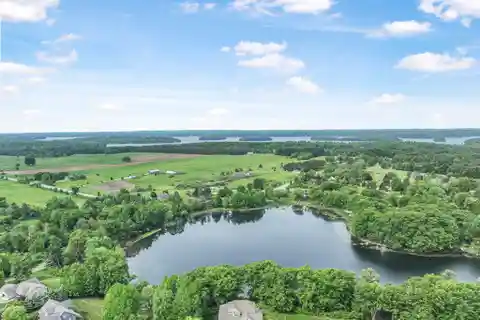Luxury Living on Huellmantel Lake