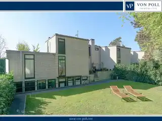 Individual and Modernized Architect-Designed House