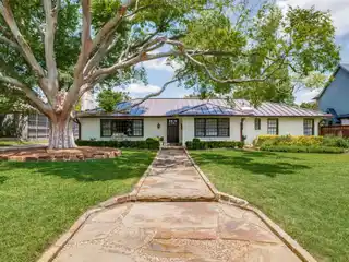 Mid-century Stunner in the Golden Corridor