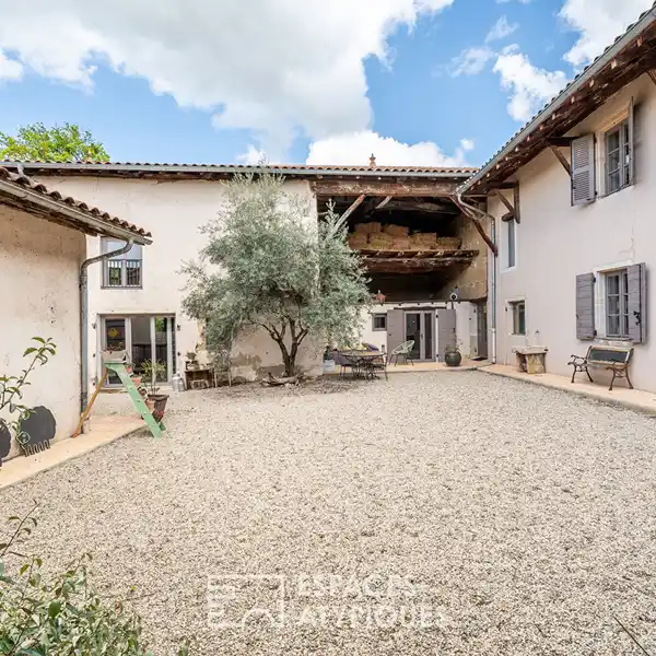 COMPLETELY RENOVATED CHARACTER PROPERTY