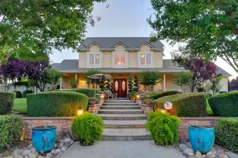 Stately Home on Stunning One-Of-A-Kind Estate