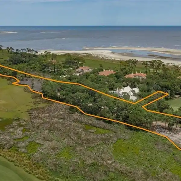 UNIQUE OPPORTUNITY IN OCEAN FOREST