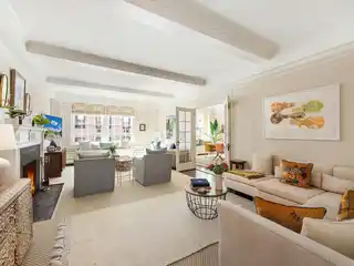Classic Eight-room Residence in the Heart of Carnegie Hill