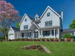 Sun-filled Custom Retreat