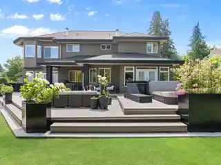 Elegant Home on a Chantrell Park Cul-de-sac