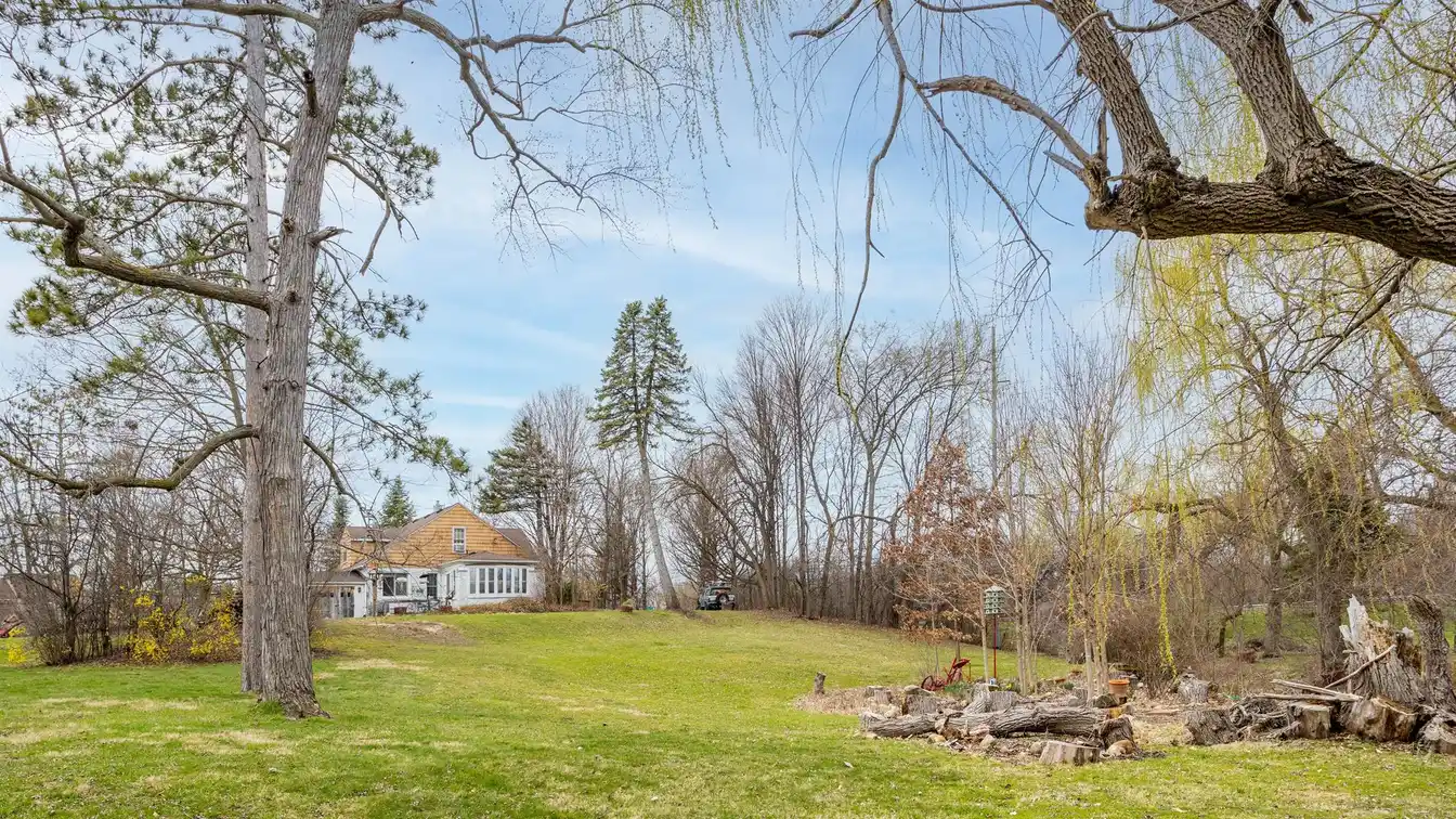 Breathtaking 2.5-acre Parcel