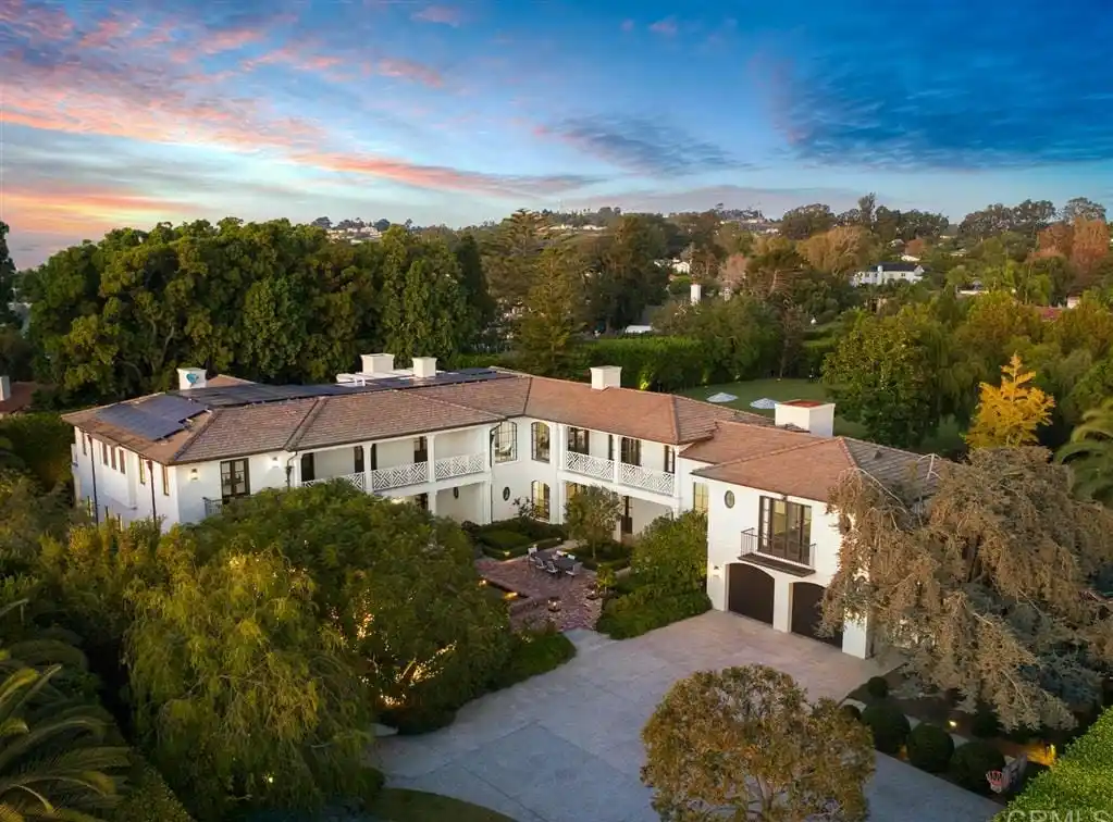 Exceptional Home Built to the Highest Standards