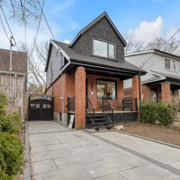 CHARMING CENTURY HOME