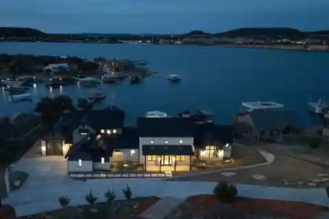 Lakeside Grandeur in a New Possum Kingdom Lake Home