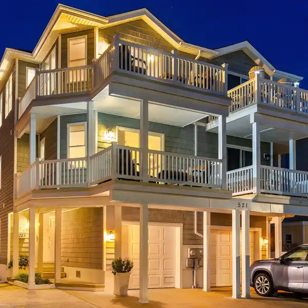 OCEANVIEW ELEGANCE WITH DESIGNER COASTAL FLAIR