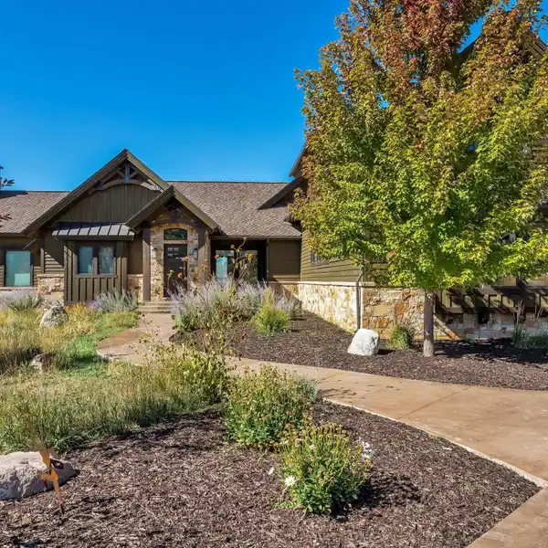 PRISTINE EXECUTIVE RETREAT
