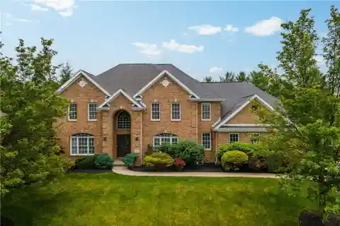 Beautiful Home in Desirable Nevillewood
