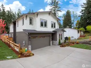 Brand-New Masterpiece in Prestigious Bridle Trails