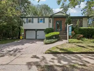 Lovely Home on Oversized Property