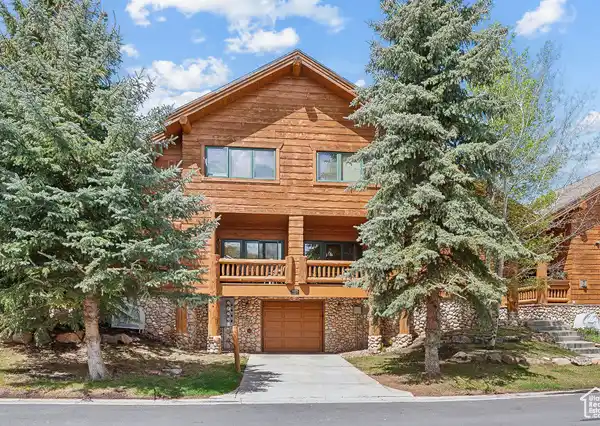 RUSTIC CHARM WITH MODERN LUXURY