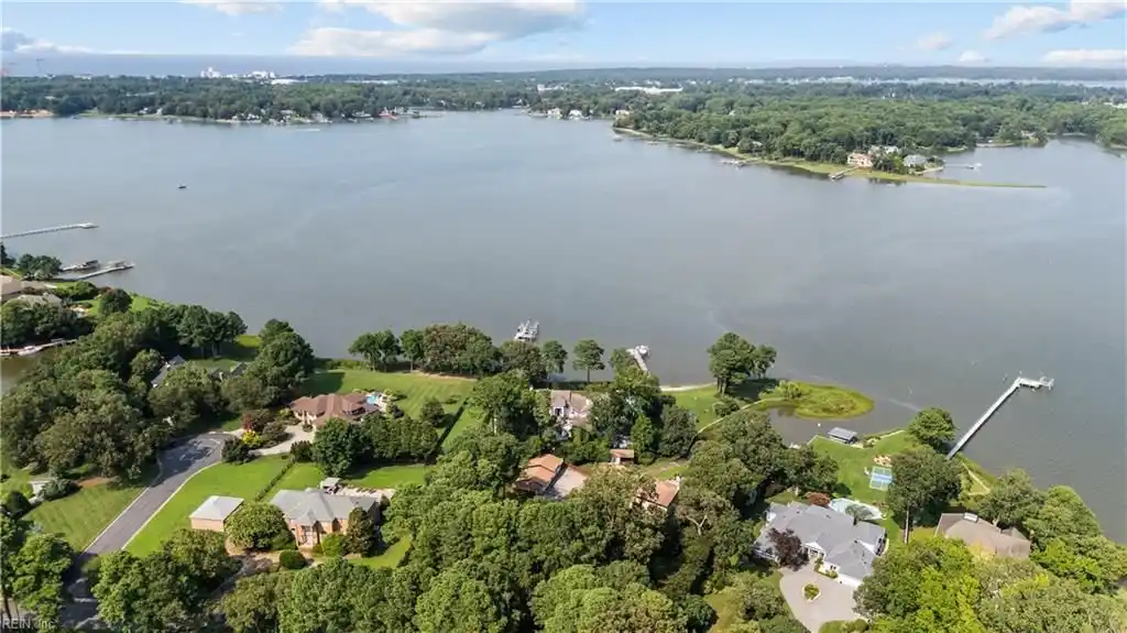 Nearly Two Acres on the East Lynnhaven River