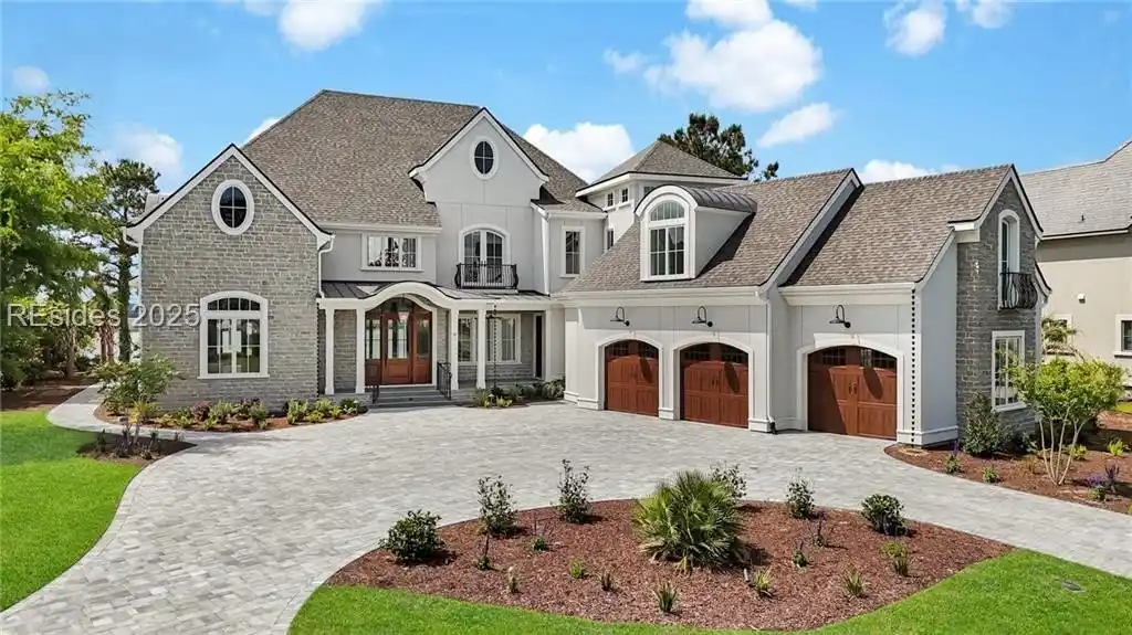 New Home in the Prestigious Colleton River Community