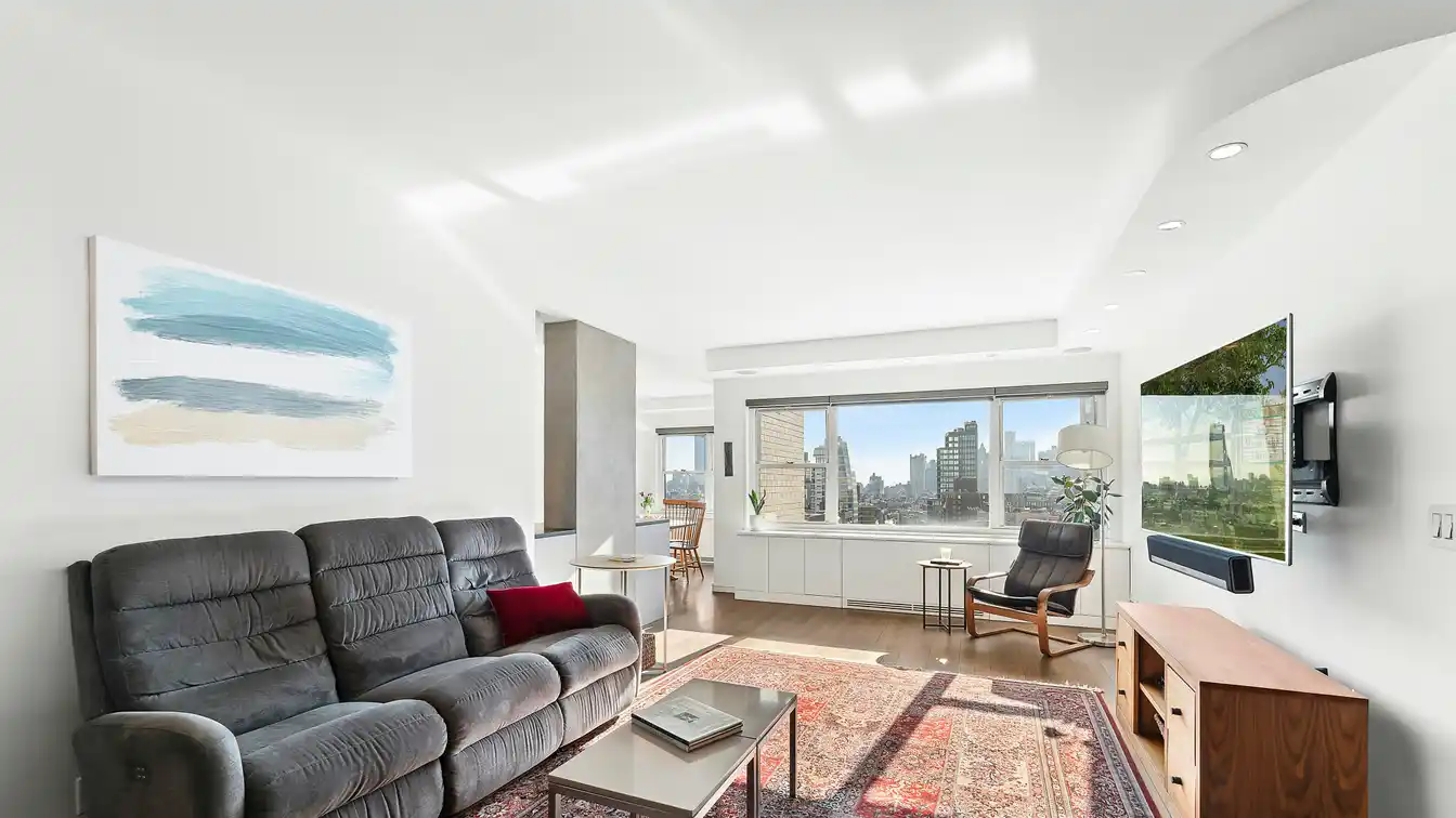 Spectacular Penthouse High Above the City