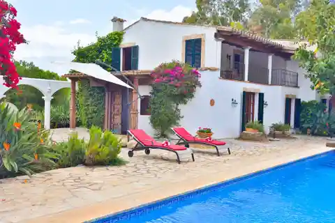 Beautiful Finca Near Pollensa with Pool and Garden