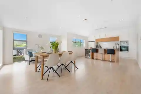 Coastal Comfort with Family Flexibility